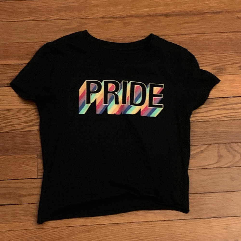 Graphic t shirts